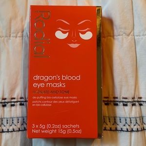 BNIB! Rodial Dragons Blood eye mask. Hydrate and Tone